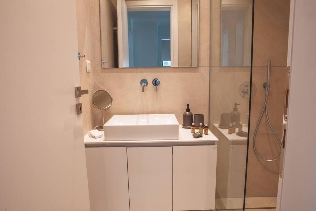 Apartment Voula Luxury *